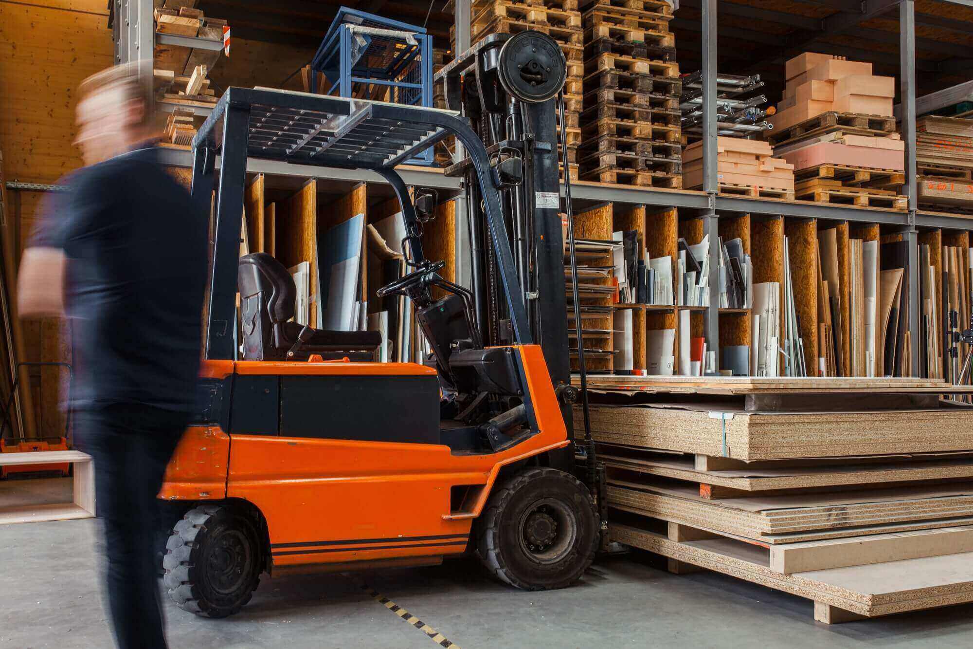Inventory management in warehouse