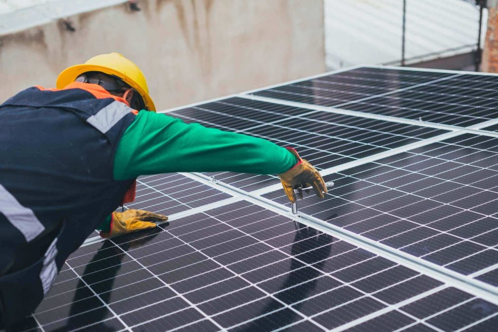 maintenance solar panels